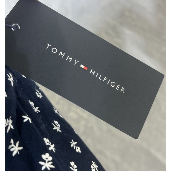 Tommy Hilfiger Button Down Shirt Classic Fit Blue White Flowers Size Small NEW - Picture 9 of 11